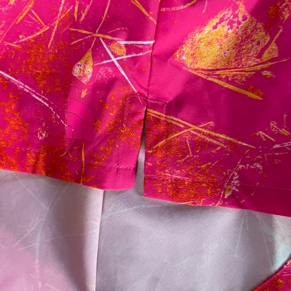 THE NORTH FACE Wander Shorts Pink Flower Lightweight FlashDry NWT Size XXL - Picture 9 of 13